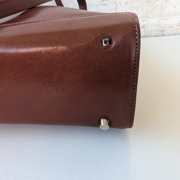 Monsac Rich Brown Leather Shoulder Bag - Picture 15 of 15